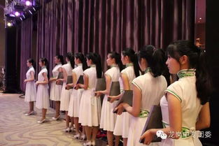 龍崗職校禮儀服務(wù)展風(fēng)采，職教活動周鑄就專業(yè)美名